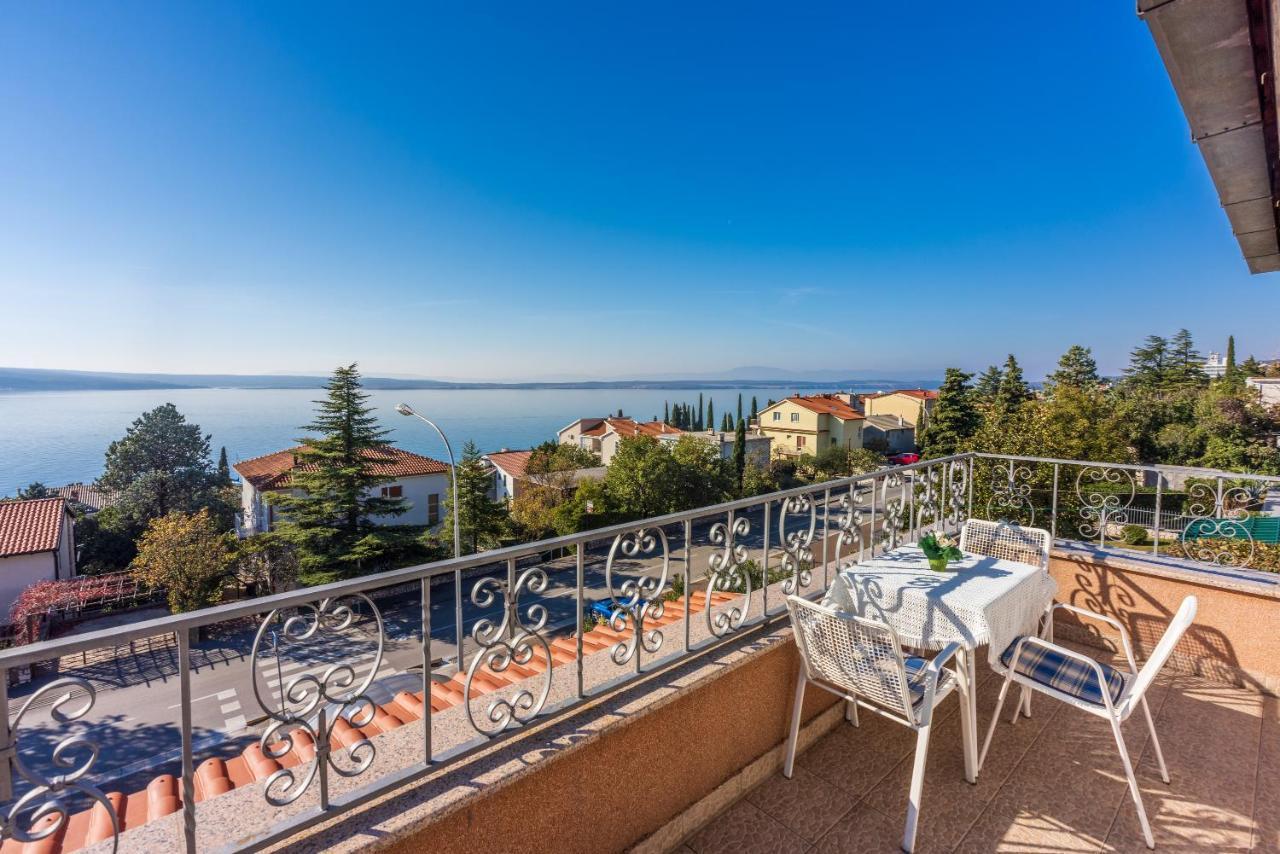 Apartman Ellen 3 Crikvenica Exterior foto